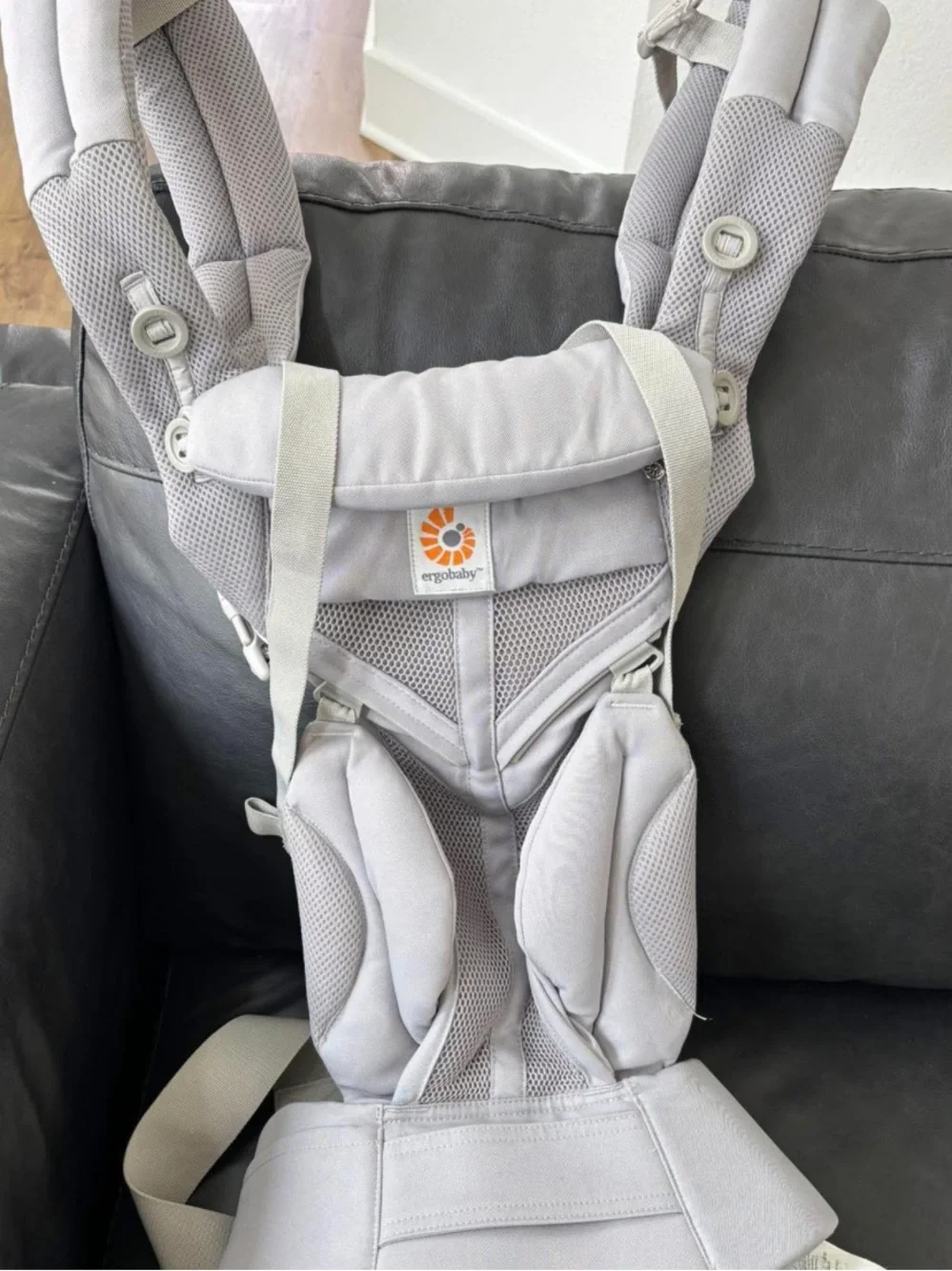 Ergobaby Gray Mesh - Omni 360 Cool Air Breeze - Picture 11 of 11